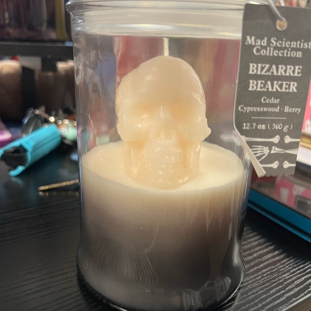 Bizarre Beaker Candle - Cream and Brown